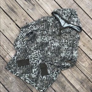 D & Co. Waffle Knit V-neck Hooded Top Green XL